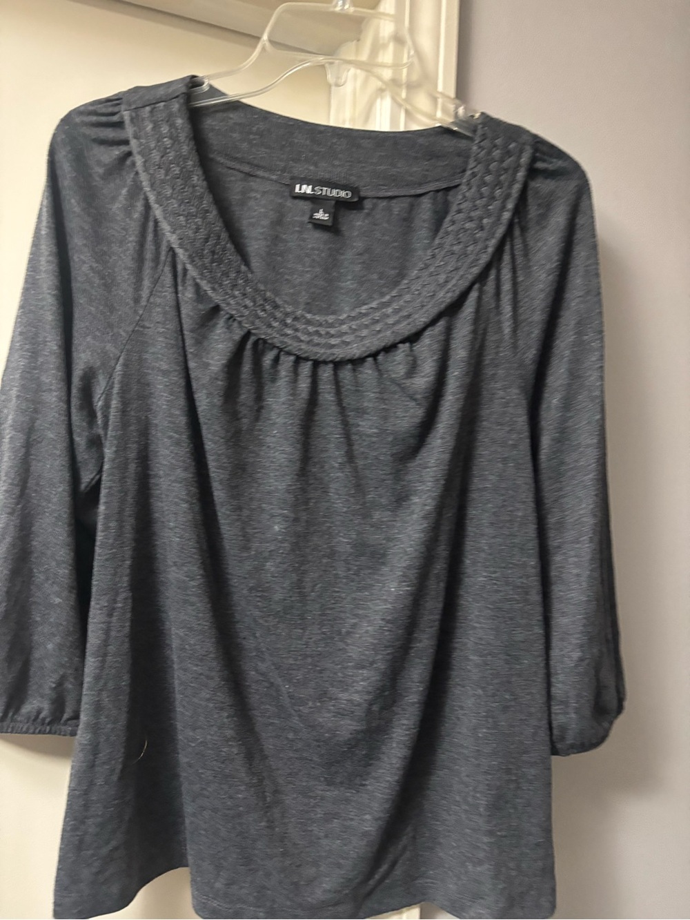 I.N. Studio sz L Gray 3/4 Sleeve Top with Braided Front Boat Neck Collar